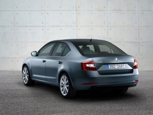 SKODA-OCTAVIA-03