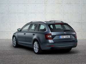 SKODA-OCTAVIA-COMBI-04